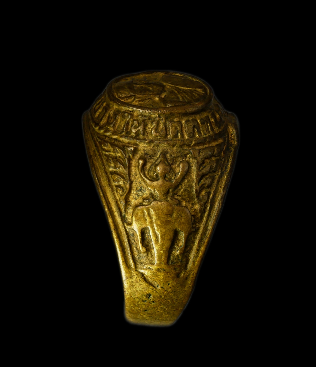 2569-02-09 (110)p.jpg - แหวน หลวงปู่ทวด วัดช้างให้ จ.ปัตตานี ปี2524 เนื้อทองผสม พระอาจารย์นอง วัดทรายขาว จ.ปัตตานี ปลุกเสก พระเก่าสวย มวลสารดี น่าเก็บสะสมบูชา | https://kamulet.in.th